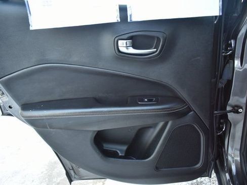 Used 2019 Jeep Compass Latitude w/ Popular Equipment Group image 32