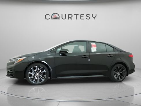New 2026 Toyota Corolla SE FWD image 5
