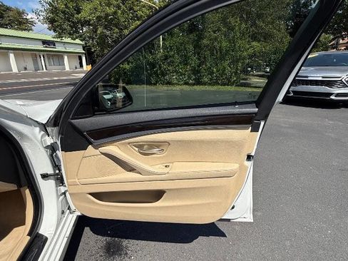 Used 2014 BMW 535i xDrive Sedan image 19