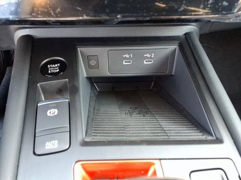 New 2026 Nissan Kicks SR w/ Cold Weather Package image 12