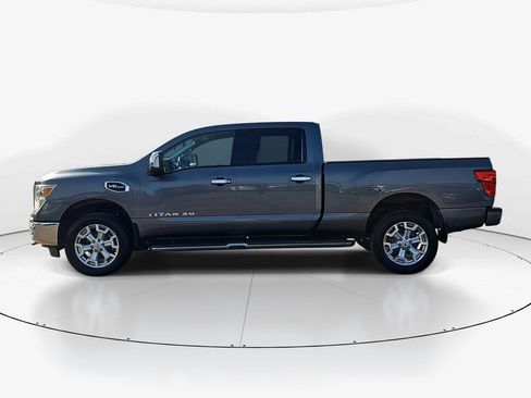 Used 2016 Nissan Titan SL image 6