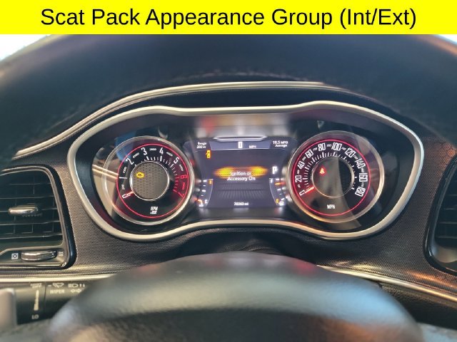 Used 2015 Dodge Challenger R/T Scat Pack w/ Leather Interior Group RWD image 12