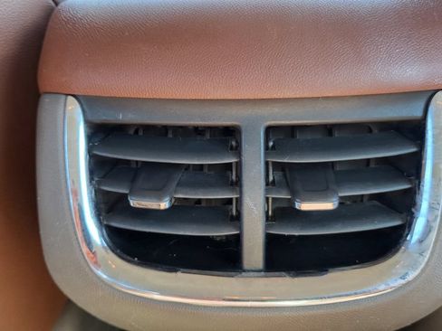 Used 2016 Chevrolet Malibu Hybrid w/ Leather Package FWD image 27