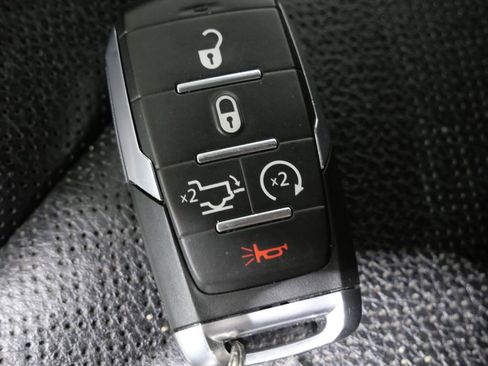 Used 2023 RAM 1500 Laramie image 24