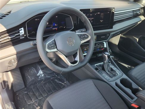 New 2025 Volkswagen Jetta S image 9