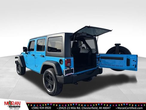 Used 2018 Jeep Wrangler Unlimited Sport S image 24