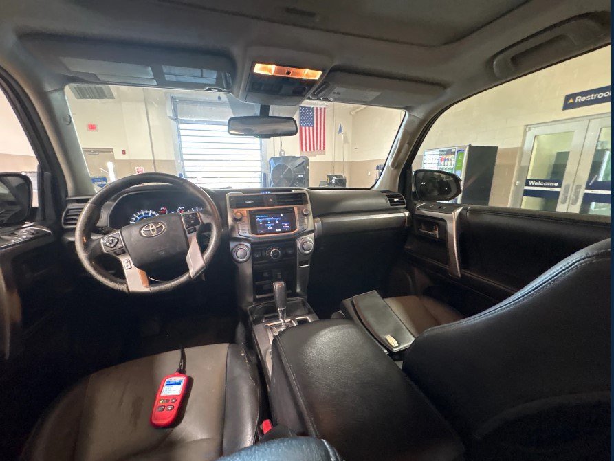 Used 2016 Toyota 4Runner SR5 Premium RWD image 4