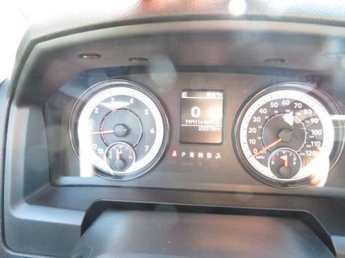 Used 2022 RAM 1500 Warlock AWD/4WD image 16