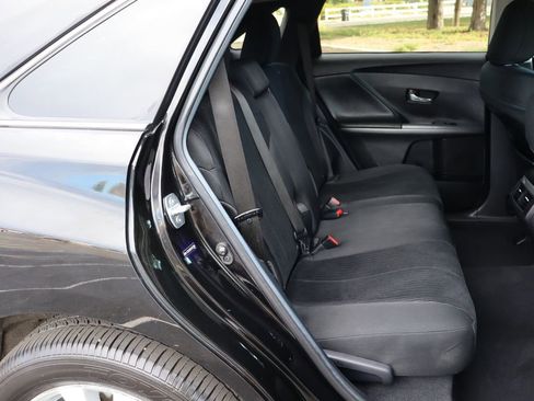 Used 2015 Toyota Venza LE image 21