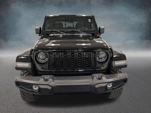 Used 2025 Jeep Gladiator Sport AWD/4WD image 2