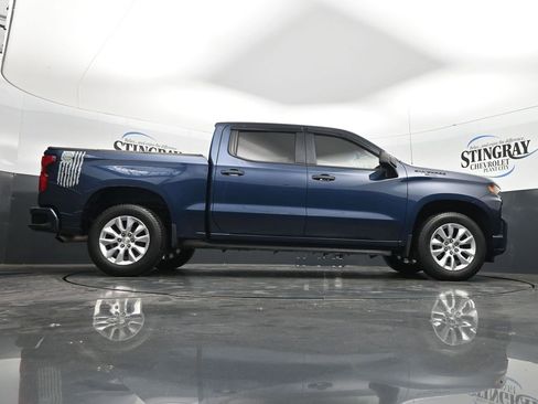 Used 2022 Chevrolet Silverado 1500 Custom w/ LPO, Dark Essentials Package RWD image 24
