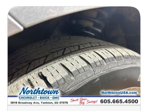 Used 2023 Buick Enclave Essence w/ Sport Touring Edition AWD/4WD image 27