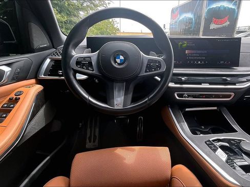 Used 2024 BMW X5 sDrive40i w/ M Sport Package RWD image 6
