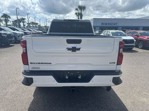 Used 2022 Chevrolet Silverado 2500 LTZ w/ LTZ Plus Package AWD/4WD image 15