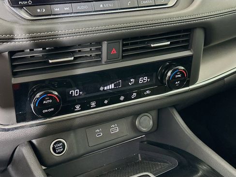 Certified 2023 Nissan Rogue SV AWD/4WD image 21