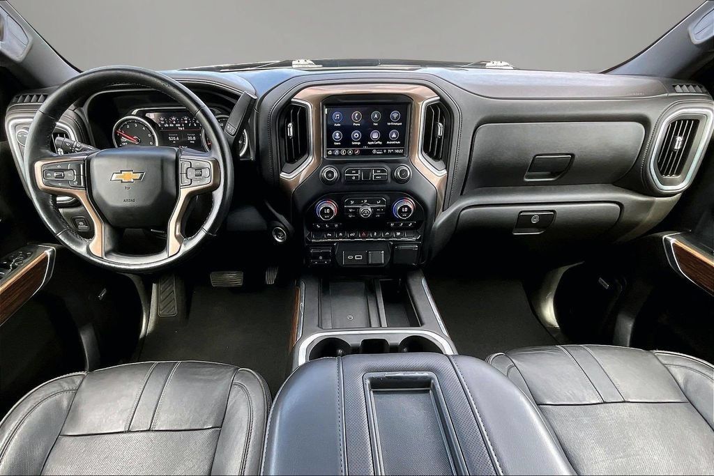 Used 2022 Chevrolet Silverado 1500 High Country AWD/4WD image 8