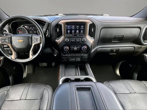 Used 2022 Chevrolet Silverado 1500 High Country AWD/4WD image 8