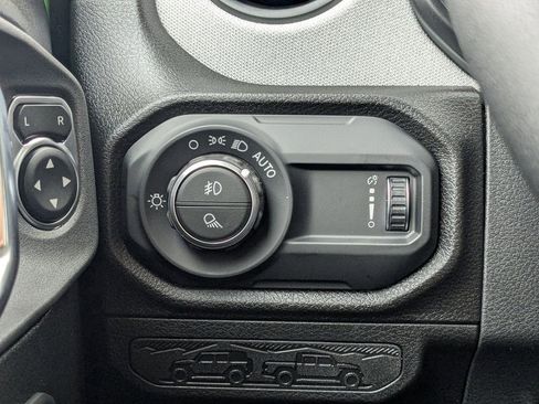 New 2026 Jeep Gladiator Sport AWD/4WD image 47