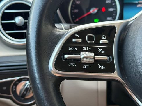 Used 2021 Mercedes-Benz GLC 300 4MATIC image 26