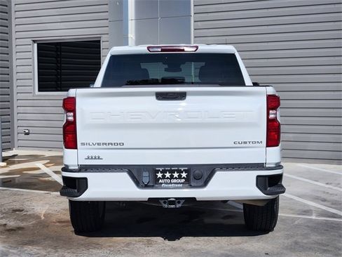 Used 2022 Chevrolet Silverado 1500 Custom image 7