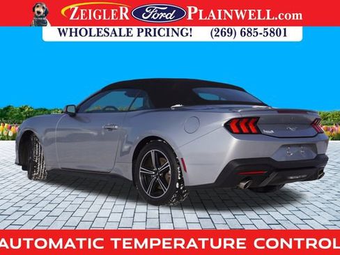 Used 2024 Ford Mustang Premium image 2