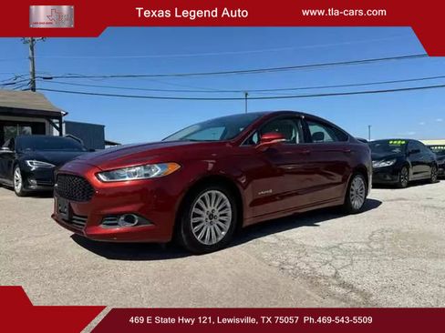 Used 2014 Ford Fusion SE w/ Equipment Group 502A image 2