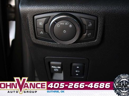 Used 2018 Ford F150 Lariat RWD image 32