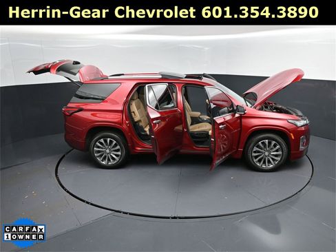 Used 2023 Chevrolet Traverse Premier w/ LPO, Floor Liner Package image 50