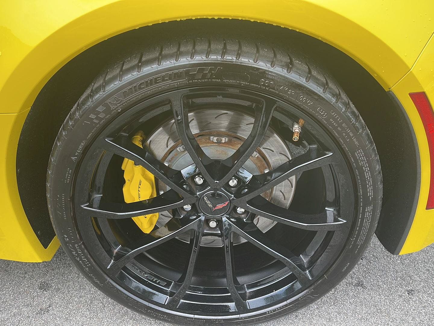 Used 2017 Chevrolet Corvette Grand Sport RWD image 14