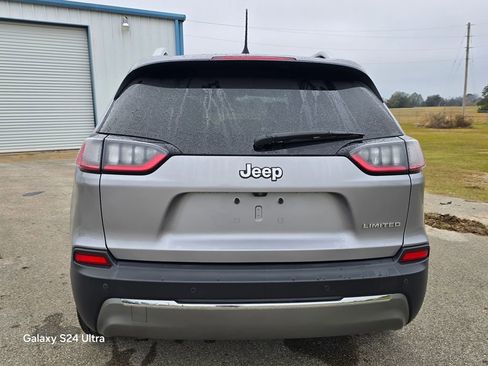 Used 2019 Jeep Cherokee Limited image 4