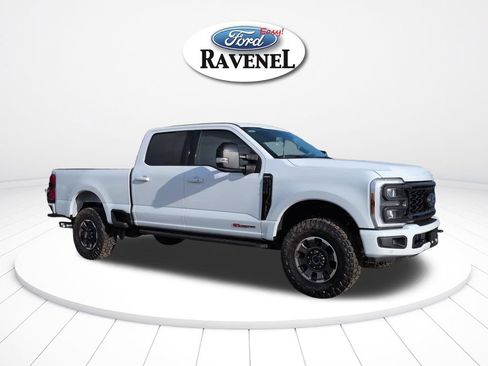 Used 2024 Ford F250 Lariat w/ Lariat Ultimate Package AWD/4WD image 2