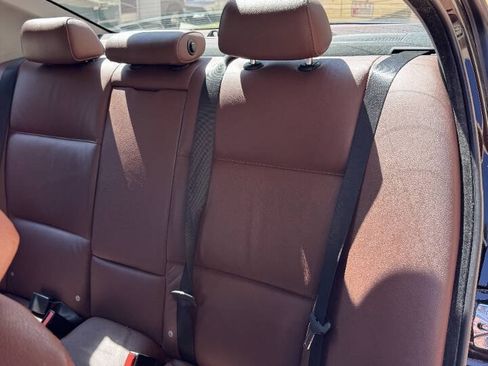 Used 2008 BMW 328i Sedan w/ Sport Pkg RWD image 11
