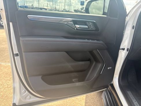 Used 2025 Chevrolet Tahoe RST w/ Comfort Package RWD image 19