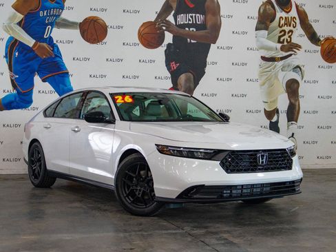 Used 2026 Honda Accord SE image 2
