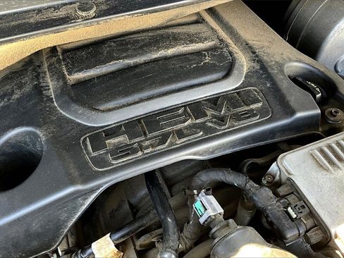 Certified 2021 RAM 1500 Laramie image 35