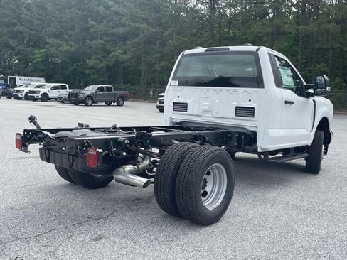 New 2025 Ford F350 XL w/ XL Chrome Package image 23