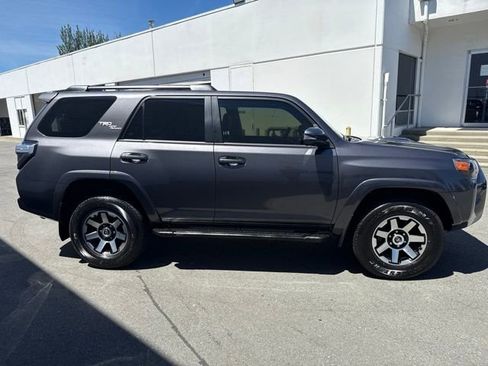 Used 2023 Toyota 4Runner TRD Off-Road Premium w/ Off Road Premium Plus Package AWD/4WD image 5