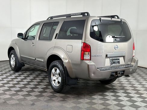 Used 2006 Nissan Pathfinder S AWD/4WD image 3