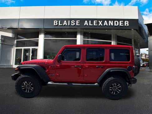 Used 2026 Jeep Wrangler Unlimited Rubicon w/ Xtreme 35 Tire Package AWD/4WD image 7