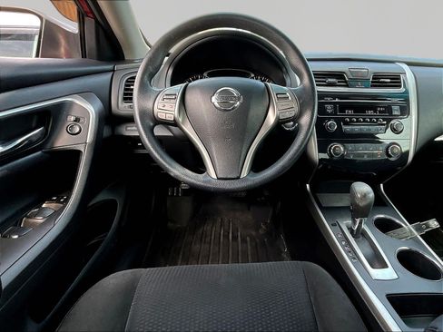 Used 2015 Nissan Altima 2.5 S w/ Power Driver Seat Package FWD image 8