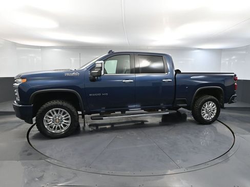 Used 2022 Chevrolet Silverado 2500 High Country w/ Z71 Off-Road Package image 12