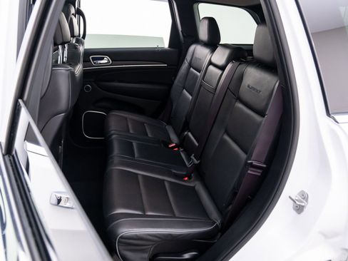 Used 2020 Jeep Grand Cherokee Summit image 16