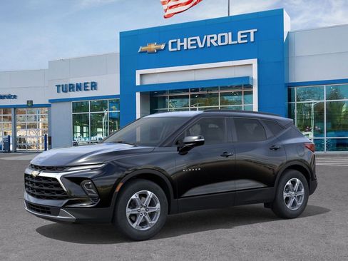 New 2026 Chevrolet Blazer LT image 2