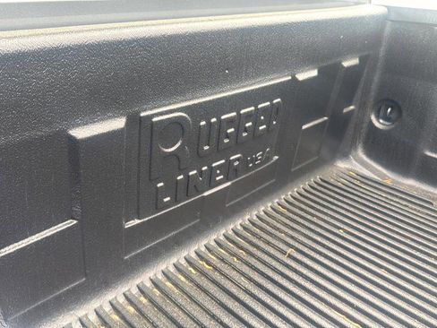 Used 2022 Chevrolet Colorado LT w/ Fleet Safety Package image 27