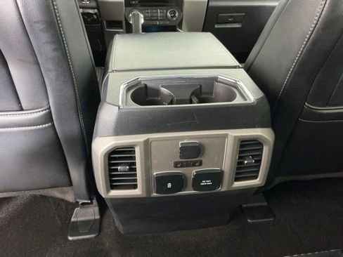 Used 2018 Ford F150 Lariat w/ Equipment Group 502A Luxury AWD/4WD image 26