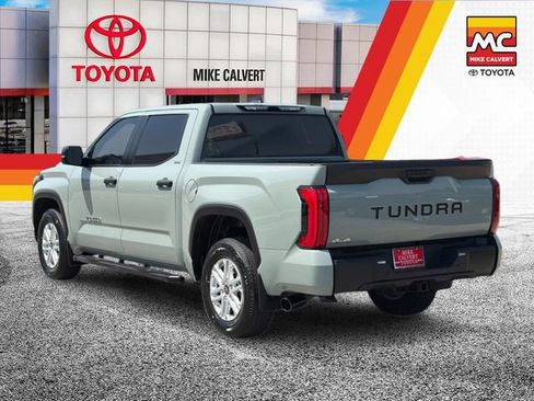 Used 2025 Toyota Tundra SR5 w/ SR5 Convenience Package AWD/4WD image 3