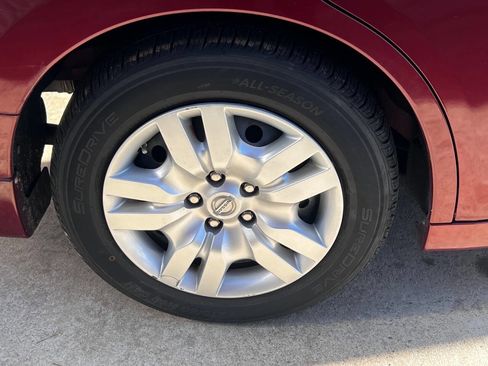 Used 2010 Nissan Altima 2.5 S image 10