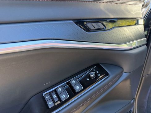 New 2025 Jeep Wagoneer S Limited AWD/4WD image 18