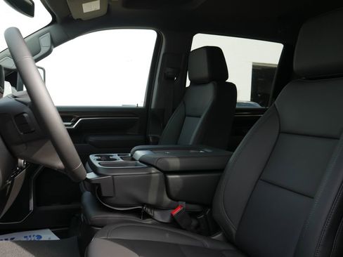 New 2026 Chevrolet Silverado 3500 LT w/ All Star Edition AWD/4WD image 8