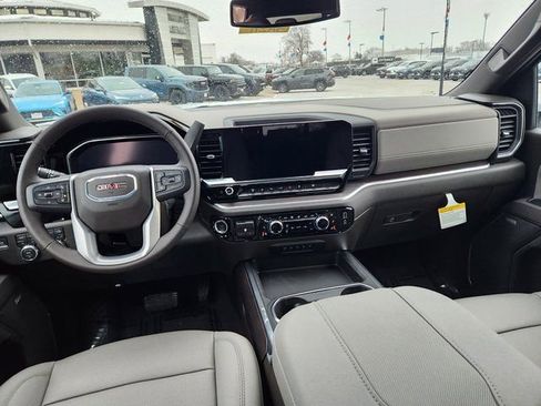New 2026 GMC Sierra 3500 SLT AWD/4WD image 9